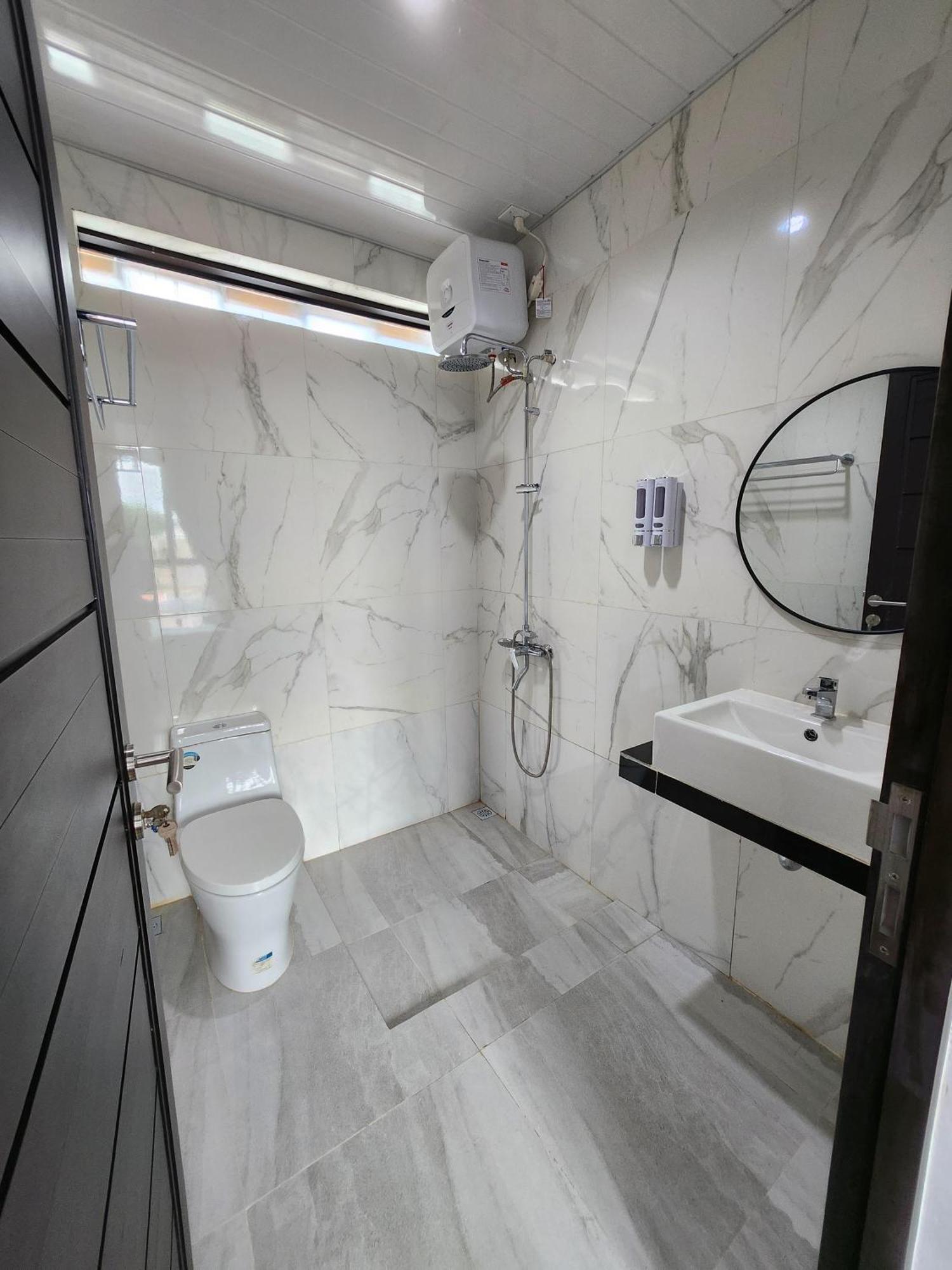 The Icon Central Batam 3 Bedroom Home Villa With Private Pool Εξωτερικό φωτογραφία